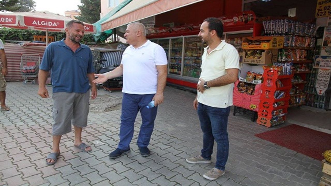 Mağdur olan esnafın imdadına Mehmet Şahin yetişti