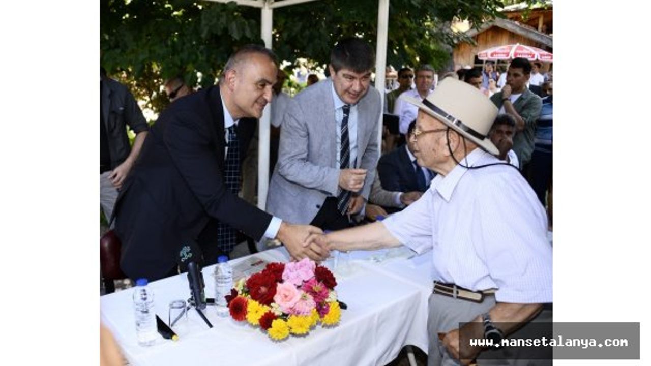 Bakan Ersoy'un ilk ziyareti İbradı ve Akseki