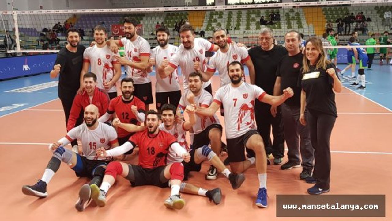 Alanya belediyespor voleybol takımı, 1.ligde fırtına gibi rakiplerini dize getiriyor