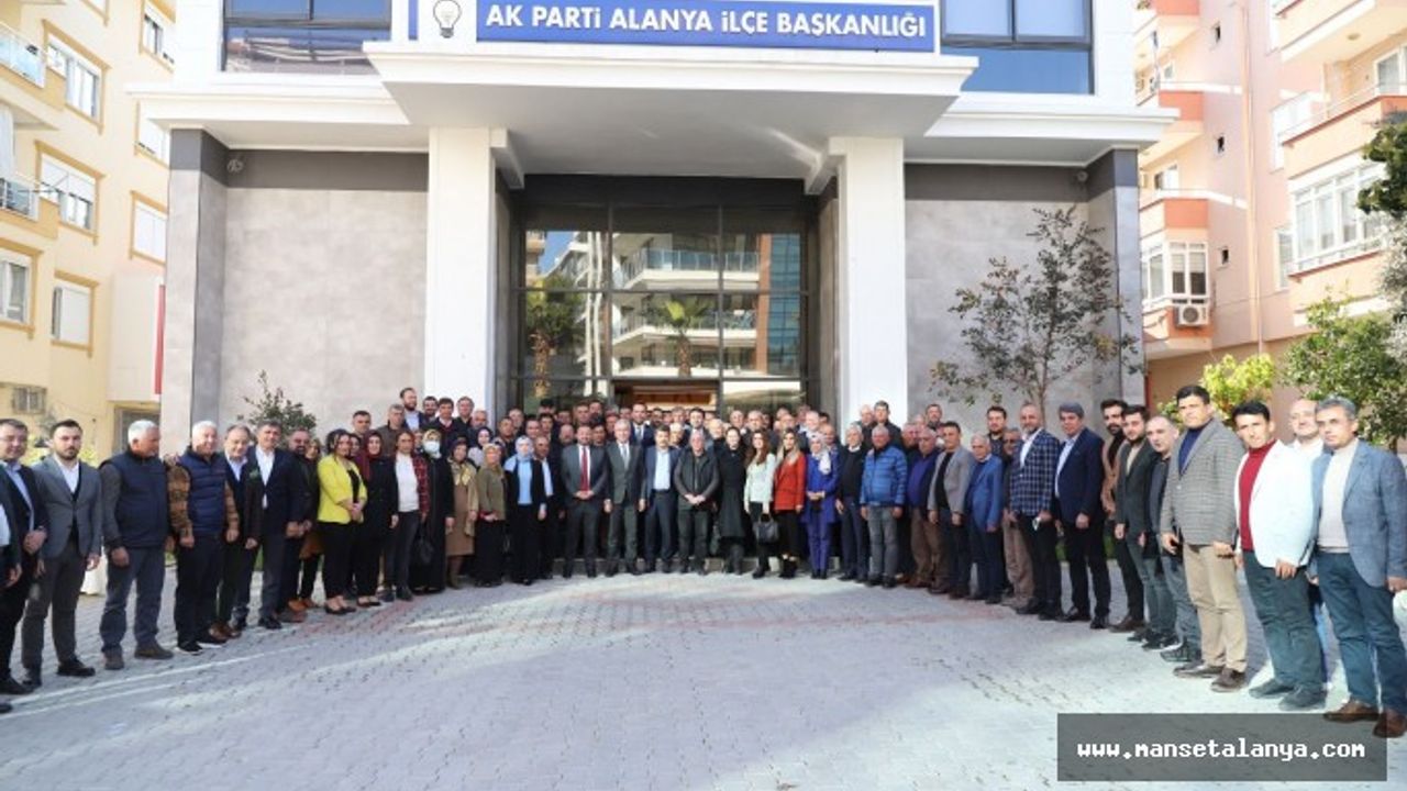 Ak Parti Alanya'dan gövde gösterisi