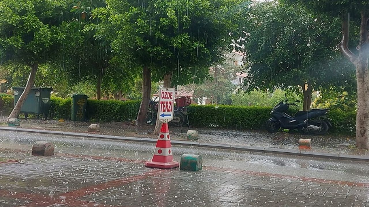 Alanya'da Nisan ayında dolu sürprizi