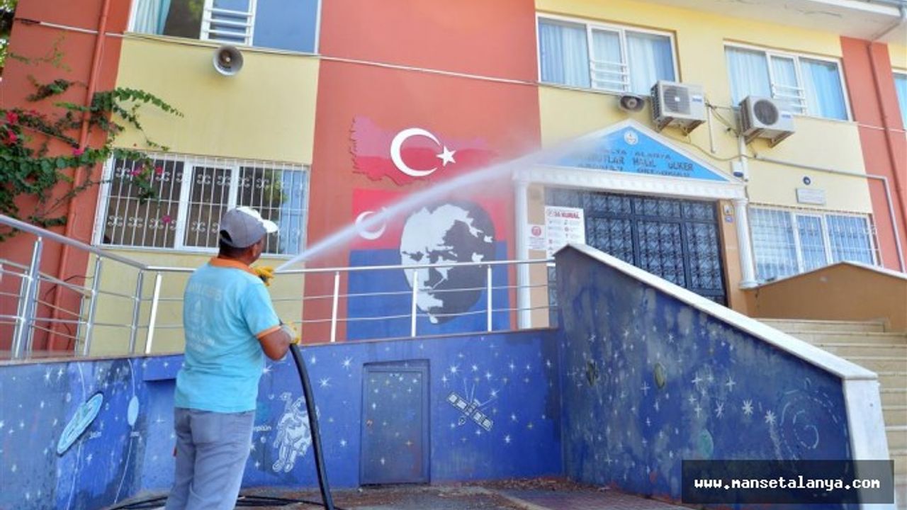 BAŞKAN YÜCEL'İN EĞİTİME DESTEĞİ ARALIKSIZ OLARAK SÜRÜYOR
