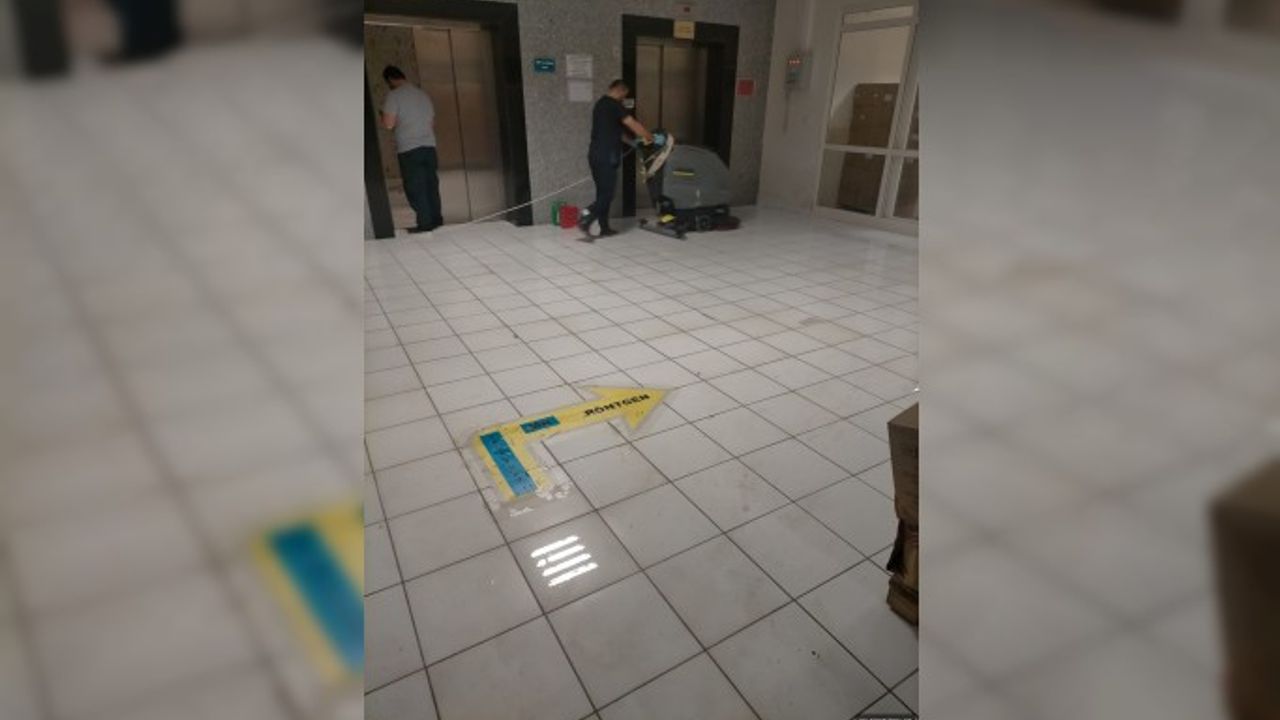 Alanya’da hastaneyi su bastı. Hizmetler durdu!