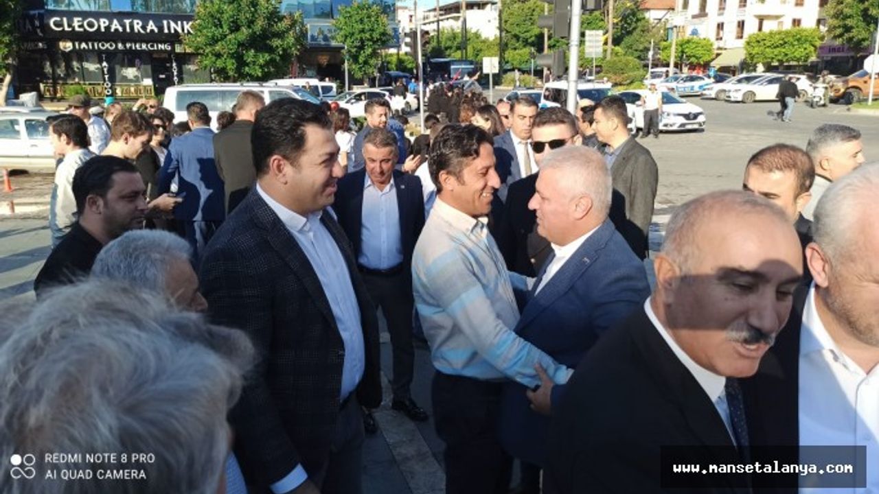 ERAY ERDEM ALTSO BAŞKANLIK SIFATIYLA İLK KATILDIĞI ATATÜRK ANMA TÖRENİ SONRASI YOĞUN İLGİ GÖRDÜ