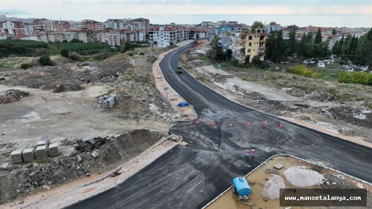BAŞKAN YÜCEL MAMADI YOLUNDA İNCELEMELERDE BULUNDU “MAMADI YOLU İLE KUZEY ALANYA’NIN TRAFİK SORUNU TARİHE KARIŞIYOR”