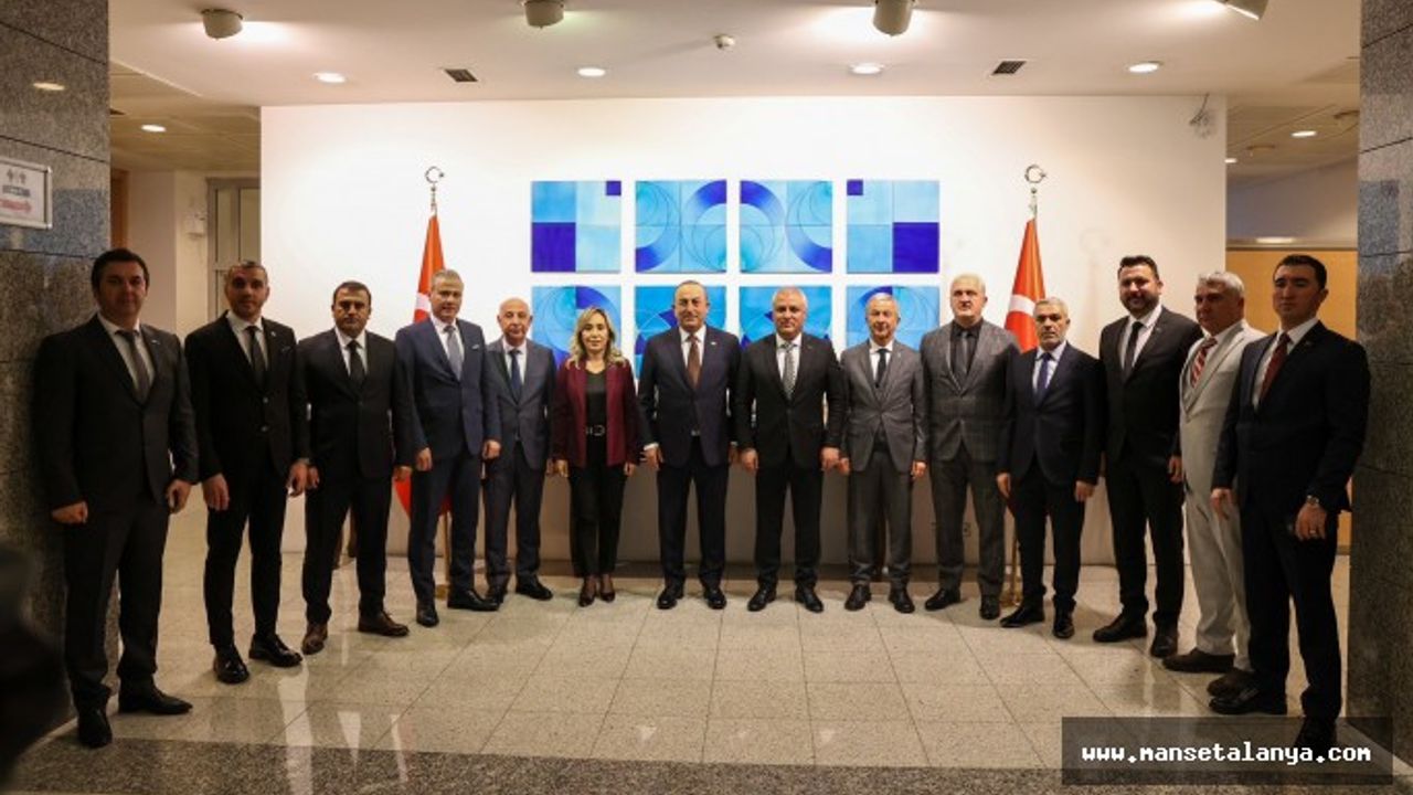 ERAY ERDEM BAŞKANLIĞINDAKİ ALTSO HEYETİ, ALANYALI BAKAN ÇAVUŞOĞLU''NU ZİYARET ETTİ