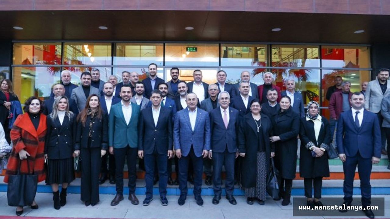 AK PARTİ ALANYA BULUŞMASINA BAKAN KATILDI