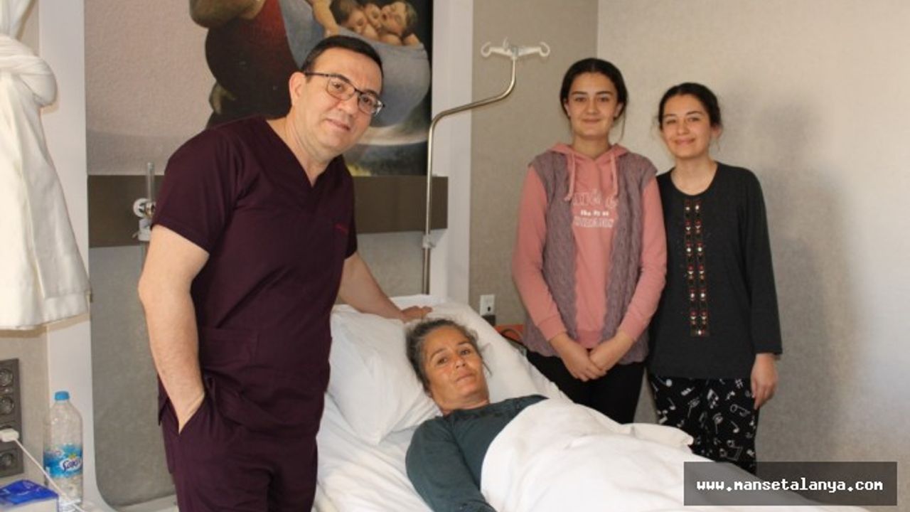 YAKLAŞIK YARIM KİLOLUK MYOMDAN KAPALI YÖNTEMLE KURTULDU