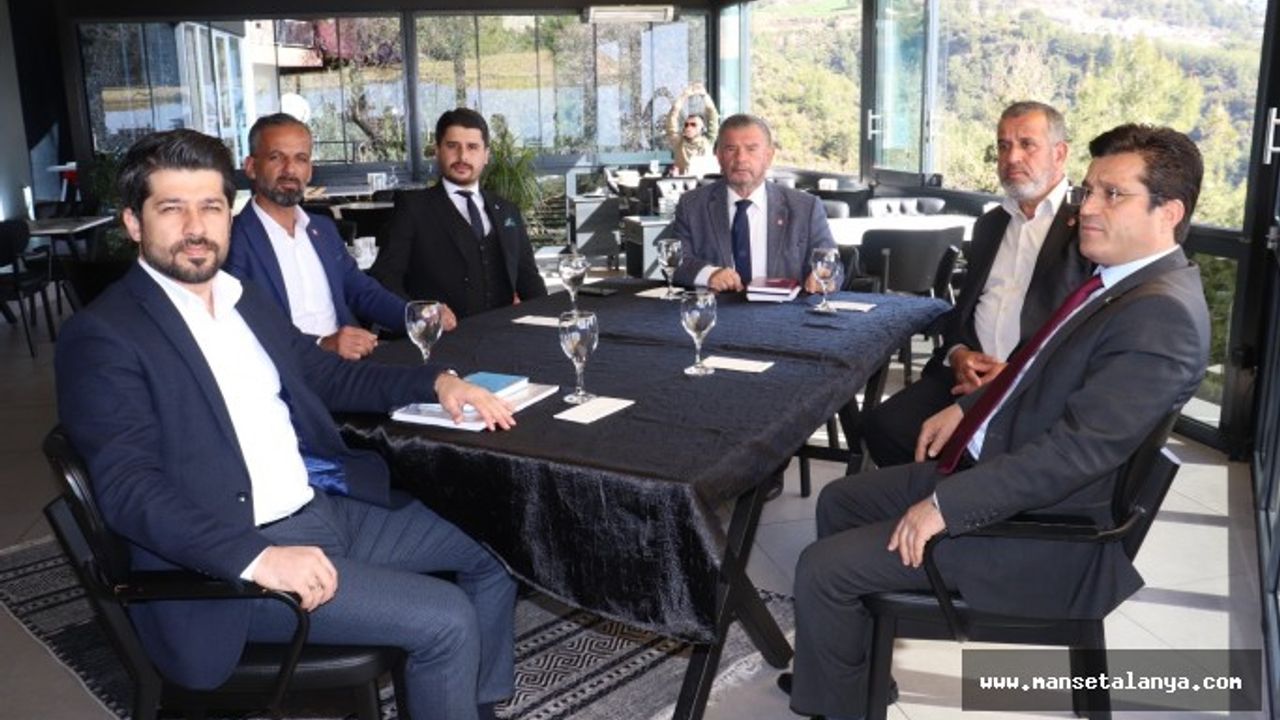 ALANYA'DA 6 SİYASİ PARTİNİN İLÇE BAŞKANLARI ALDIKLARI KARARLARI KAMUOYU İLE PAYLAŞTI  