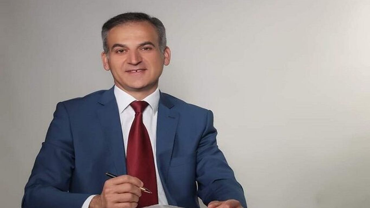 ALANYA'DA AK PARTİ'DEN İLK ADAYLIĞINI AKÇALIOĞLU AÇIKLADI. AKÇALIOĞLU ANKARA'DA OFİS TUTTU!