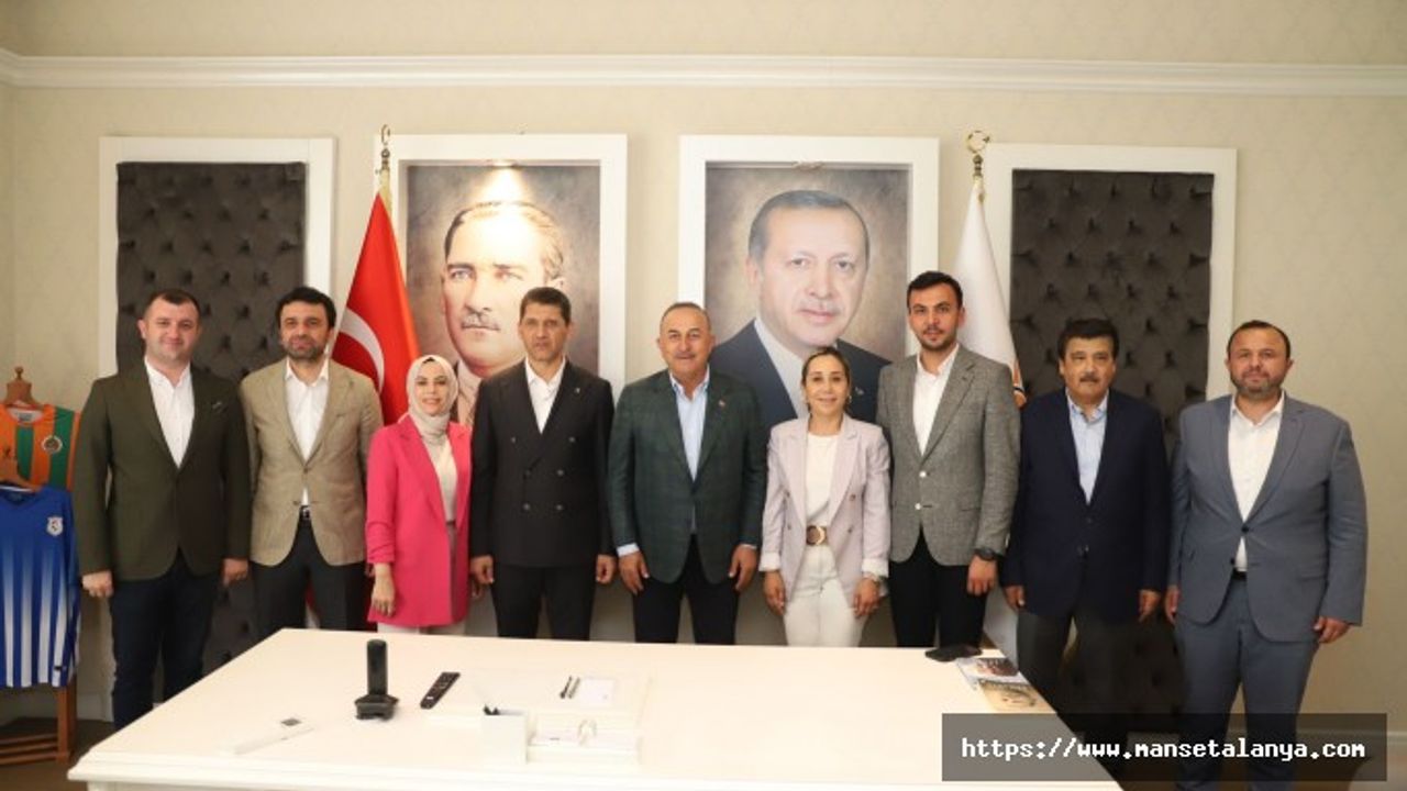 ÇAVUŞOĞLU, GELDİĞİ ALANYA'DA TEŞKİLAT İLE TOPLANTI YAPT: HER DAİM ALANYA’LI HEMŞEHRİLERİMİZİN EMRİNDEYİZ!