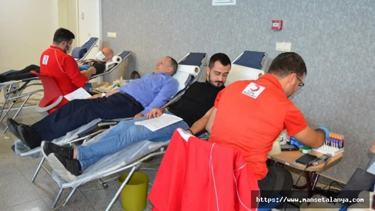 DİKKAT: ALANYA'DA SAĞLIK ÇALIŞANLARI 2 GÜN İŞ BIRAKIYOR