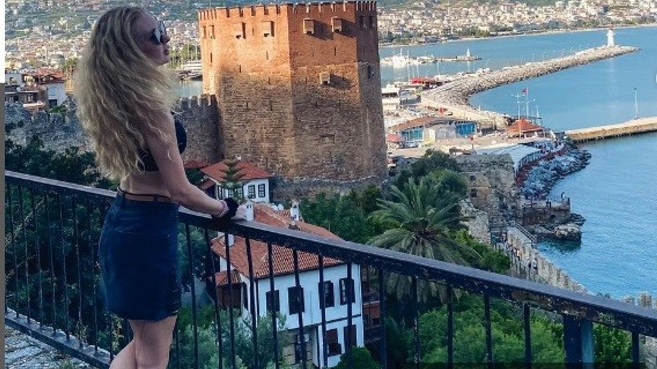 KAÇAK TURİZM SEKTÖRÜ VURUYOR. AİRBNB ÜZERİNDE KAYIT DILI BİR TURİZM OLUŞTU. HER BÜTÇEYE GÖRE EV VAR, KAÇAK TUR DA YAPIYORLAR!