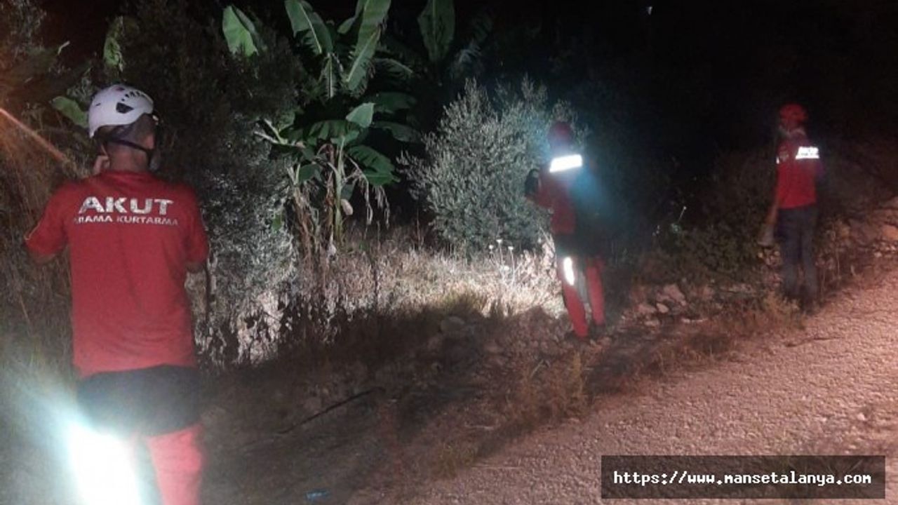 AKUT Alanya ekibi, kaybolan bir kişi için çıktığı operasyonu sonlandırıldı