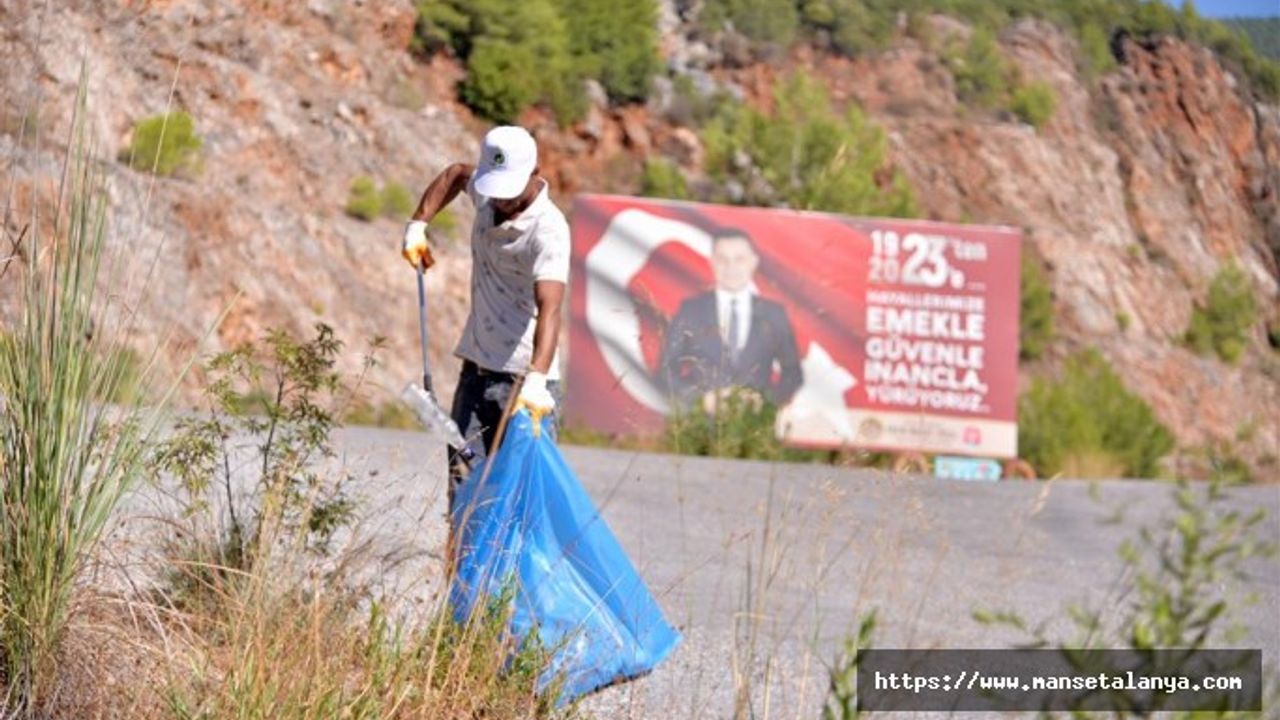 ALANYA BELEDİYESİ’NDEN DÜNYA TEMİZLİK GÜNÜ’NDE ANLAMLI ETKİNLİK