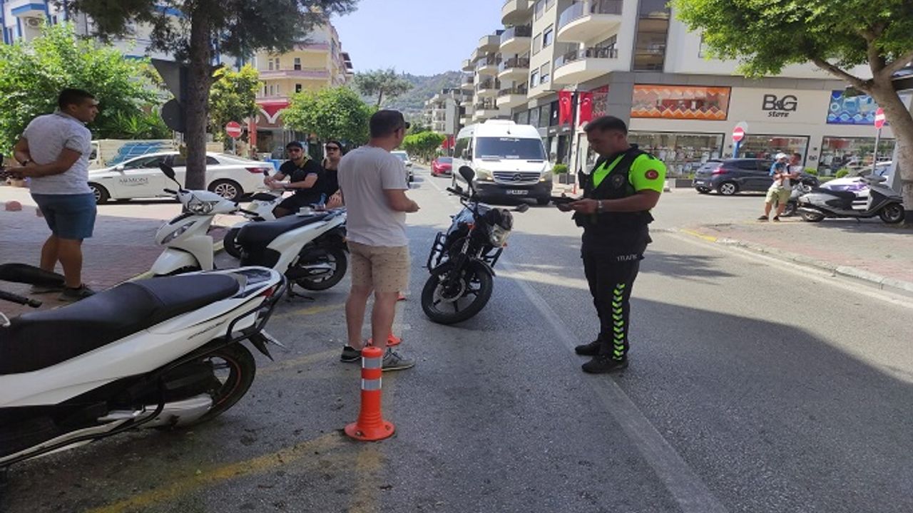 ALANYA'DA 27 ARACA 41 BİN LİRA CEZA