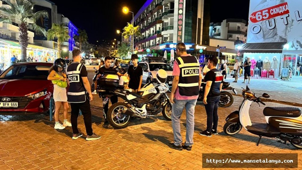 ALANYA OBAGÖL MAHALLESİNDE 2 SAAT İÇİNDE 17 ARACA 40 BİN LİRA CEZA UYGULANDI