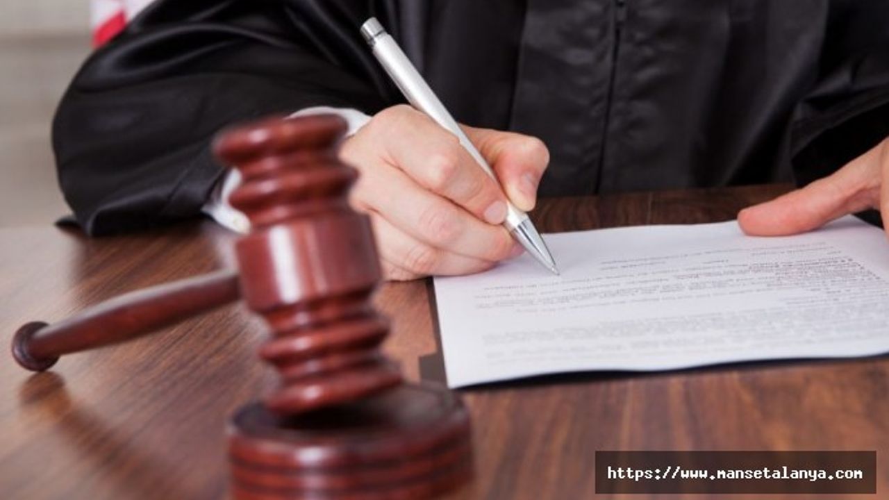 AVUSTURYALININ ALANYA KALESİNDEKİ EVİNE İZİNSİZ YAPTIĞI TADİLATLARDAN DOLAYI AÇILAN DAVALAR DÜŞTÜ!