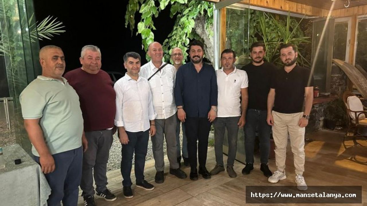 CHP'DEN ALANYA BELEDİYE BAŞKAN ADAYI GÖSTERİLECEĞİ KONUŞULAN SİPAHİOĞLU, İLÇE BAŞKANI KANDEMİR İLE DEMİRTAŞ MAHALLE TEMSİLCİLERİYLE BULUŞTU!