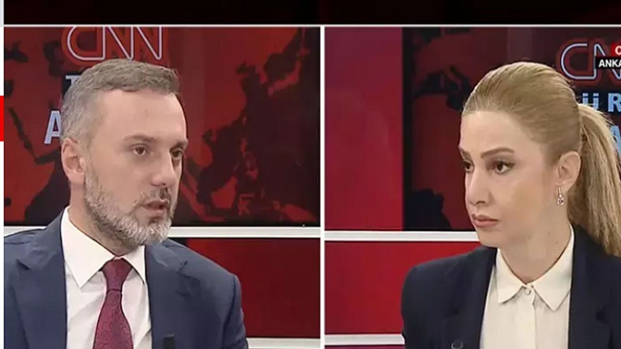 AK PARTİ'DEN "İTTİFAK YOK" AÇIKLAMASI: BİZ KENDİ YOLUMUZA BAKIYORUZ. CUMHUR İTTİFAKI GİDEREK DERİNLEŞİYOR!