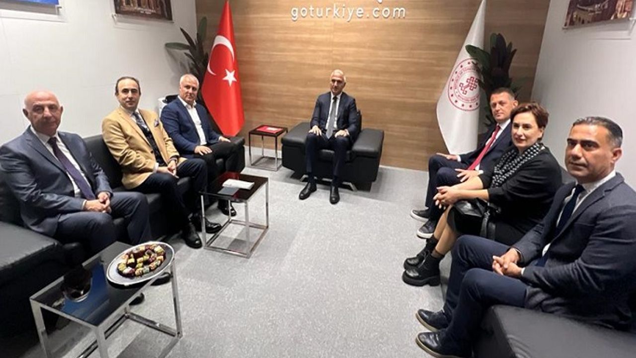 ALANYA HEYETİ, LONDRADA BAKAN ERSOY'LA BULUŞTU, TALEPLER İLETİLDİ