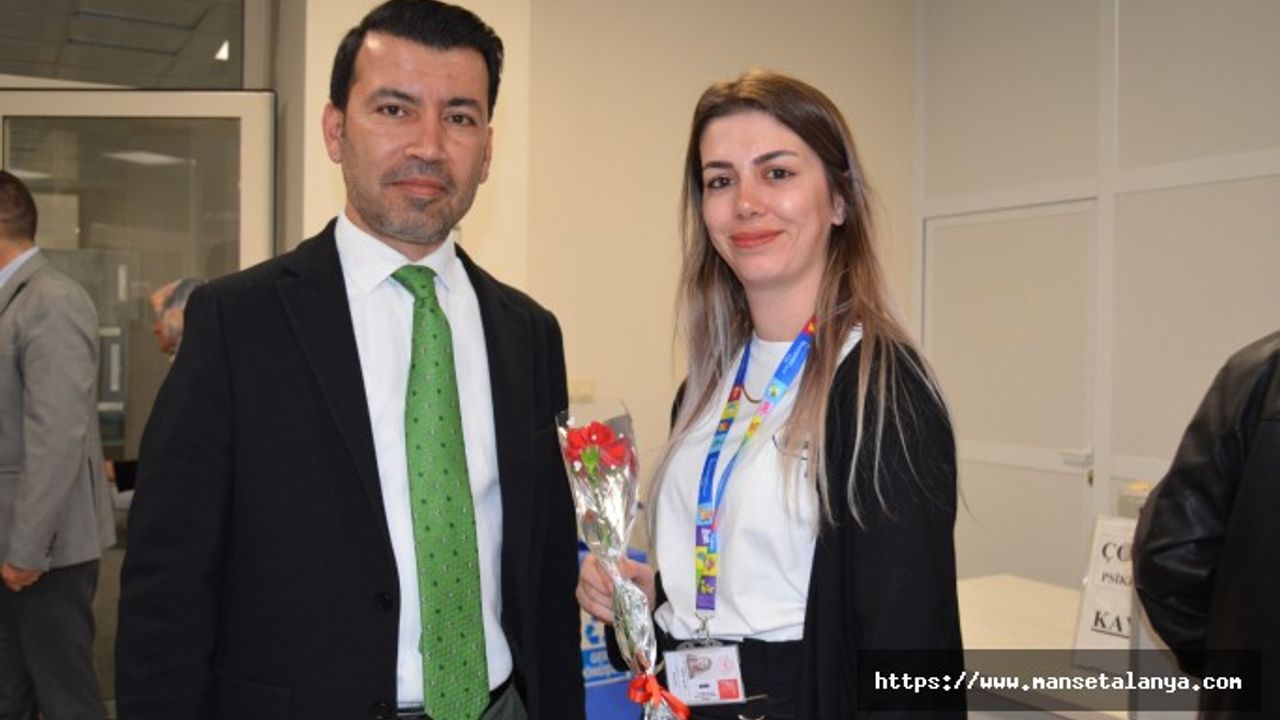 EVDE SAĞLIK HİZMETİNDE GÖRÜNTÜLÜ MUAYENE DÖNEMİ! 