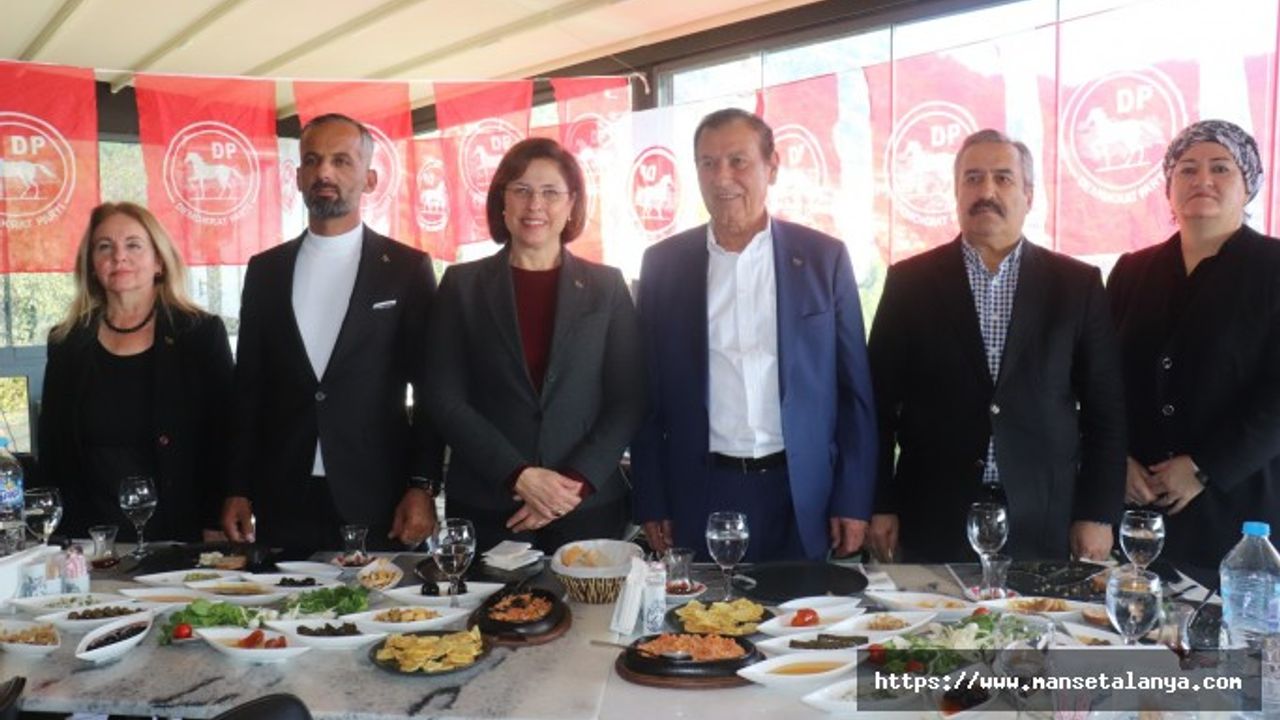 ALANYA DA DEMOKRATLILAR BULUŞTU:YENİDEN ŞAHA KALKMA DÖNEMİMİZ GELDİ’
