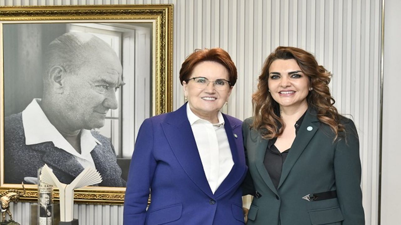 AKŞENER'İN PRENSESİ OLARAK BİLİNEN MANAVGAT KÖKENLİ İYİ PARTİ GİK ÜYESİ AYŞEN KURT İSTİFA ETTİ