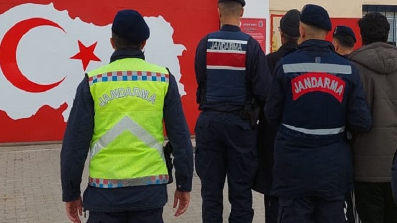 İSKENDURUNDA İKİ KİŞİYİ ÖLDÜREN KATİL, ALANYA'DA YAKALANDI