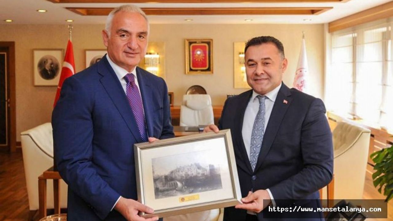 MHP SEÇMEN İLETİŞİM MERKEZİ CUMARTESİ AÇILIYOR.  BAŞKAN YÜCEL TÜM ALANYA HALKINI BÜYÜK AÇILIŞA DAVET ETTİ