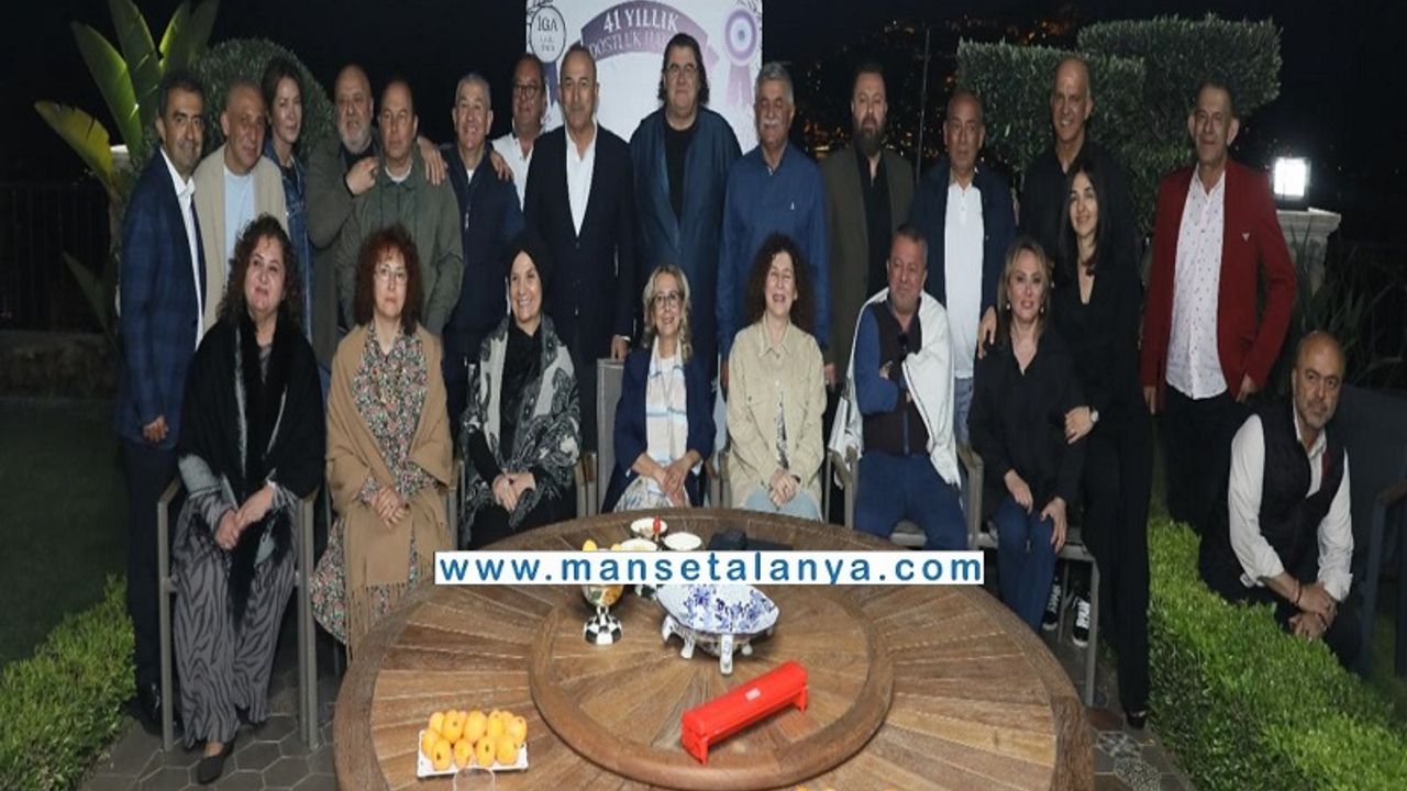 İlk Göz Ağrıları 41 Yıllık Dostluk İçin Yeniden Buluştu