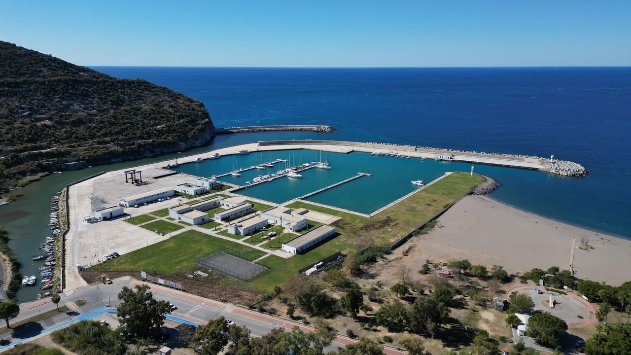 Gazipaşa Gold Marina: “Denize Atık Değil, Kum Tahliye Ettik”