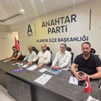 SİYASET