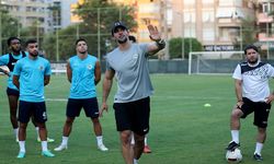 ALANYASPOR'UN KENDİ OYUN PLANI VAR. ERDOĞAN'DAN TARAFTARA ÇAĞRI
