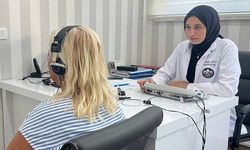 ALANYA BELEDİYESİ HASTANEYE DÖNÜŞTÜ. EVDE SAĞLIK HİZMETİNİN ARDINDAN ŞİMDİDE ÜCRETSİZ İŞİTME TESTİ HİZMETİ SUNUYOR