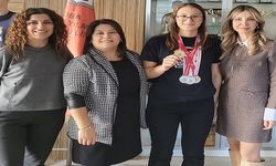 YÜZME İL 1'Sİ ALANYA OBA NAZMİ YILMAZ ANADOLU LİSESİNDEN