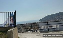 HAKAN TÜTÜNCÜ'NÜN ALANYA'DAKİ PANKARTLARINA ÇİRKİN SALDIRI