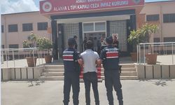 Alanya'da Hırsızlık Suçundan Aranan Şahıs Tutuklandı