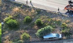 Alanya’da Sürücüsünün Kontrolünden Çıkan Araç Şarampole Uçtu