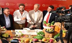 Özçelik ve Böcek, Antalya'yı Gastronomi Başkenti Yapma Hedefini Yineledi