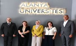 Irak Heyeti Golden Gateway Alanya Üniversitesi ile Eğitimde Bölgesel Ortaklıkların Kapılarını aralıyor