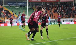 Alanyaspor Trabzonspor’u Mağlup Etti!