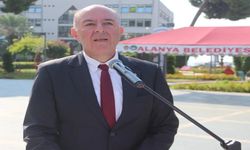 CHP'li Kandemir’den Yılın Son Basın Toplantısında Sert Eleştiriler: “Türkiye’yi Zenginlerin Ülkesi Haline Getirdiler”