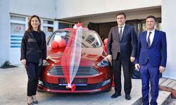 Alanya Mesleki ve Teknik Anadolu Lisesine Ford Otosan’dan Araç Hibe Edildi