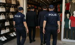 MARKACI AVUKATLAR SEZON ÖNCESİ ALANYA’DA ESNAFI AYAĞA KALDIRDI