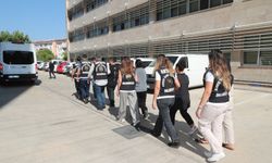 “Beyaz Eşya Servis Dolandırıcılarına Eş Zamanlı Operasyon: 10 Kişi Yakalandı”