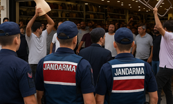 Cansız Mankenle Jandarmaya Saldırdılar: Alanya’da Çarşıda Olaylı Denetim
