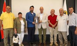 “Türk Milleti” Vurgusuyla Özçelik’e Ziyaret