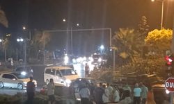Sondakika. Alanya’da Kavşakta Çarpışma: Sürücü Yaralı, Trafik Kitlendi