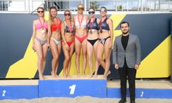 Kumda Hırs, Tribünde Coşku: Kasım’da Alanya Plaj Voleybolu Fırtınası